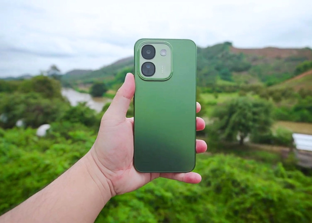 Một lần sạc cân vạn dặm cùng vivo V80 Lite: Pin 10.000 mAh trụ được bao lâu?