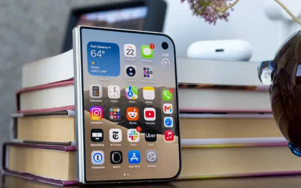 SamMobile: Samsung đang chê “món quà” từ iPhone Duo?