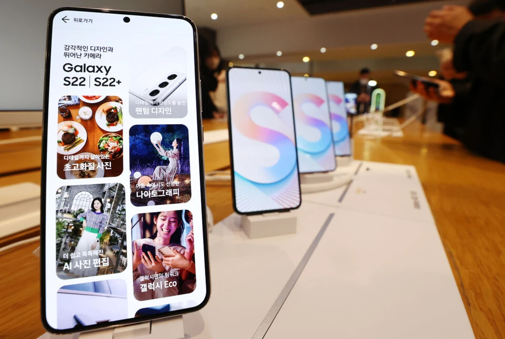 Samsung bị phạt vì quảng cáo lố hiệu năng Galaxy S21, S22 